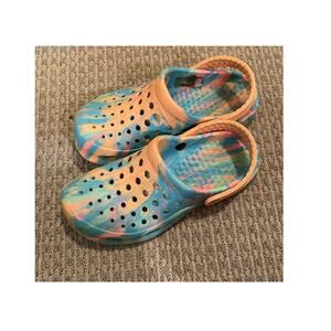 Beslip Women’s Clogs Size 9 Multicolor